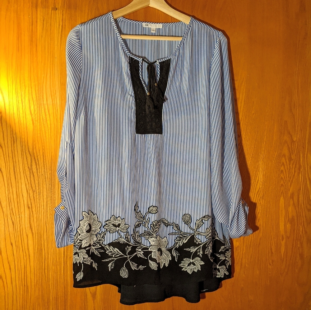 DR2 Blue and White striped w/Floral print Blouse